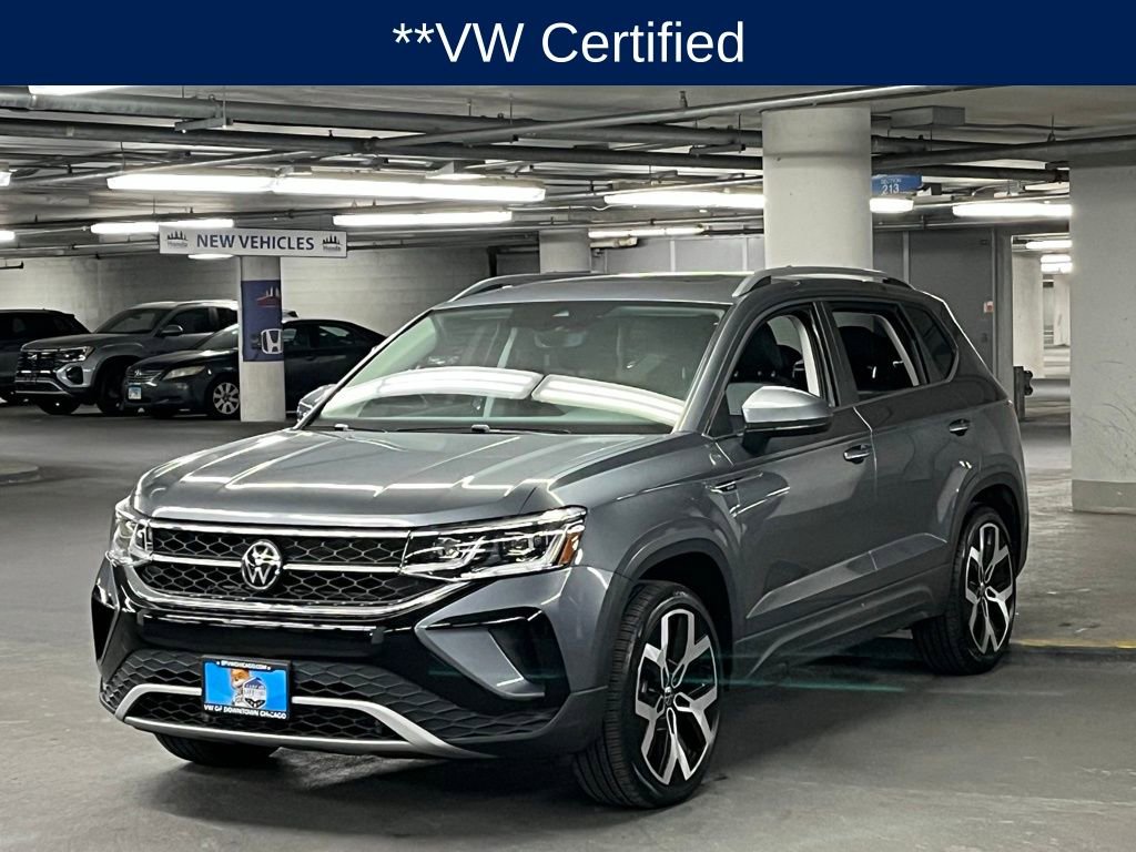 Used 2023 Volkswagen Taos SEL image 3