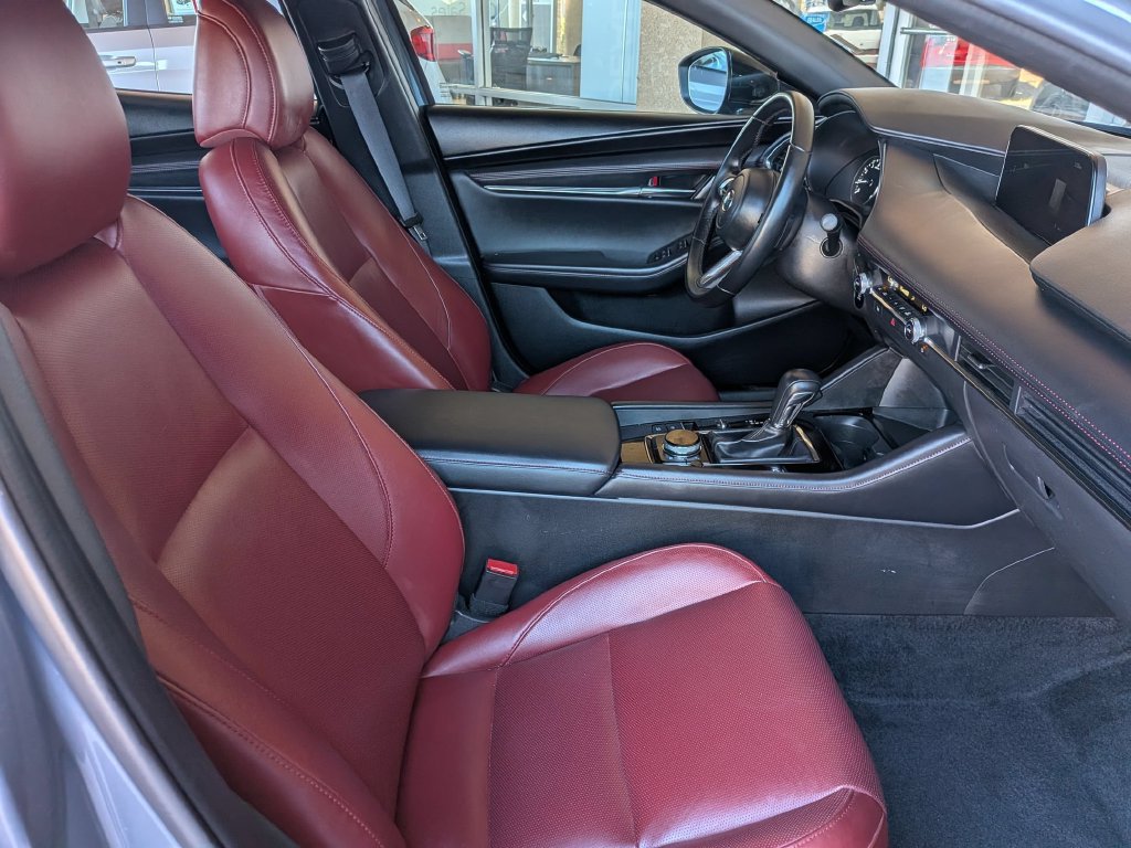 Used 2026 MAZDA MAZDA3 Carbon AWD/4WD image 27