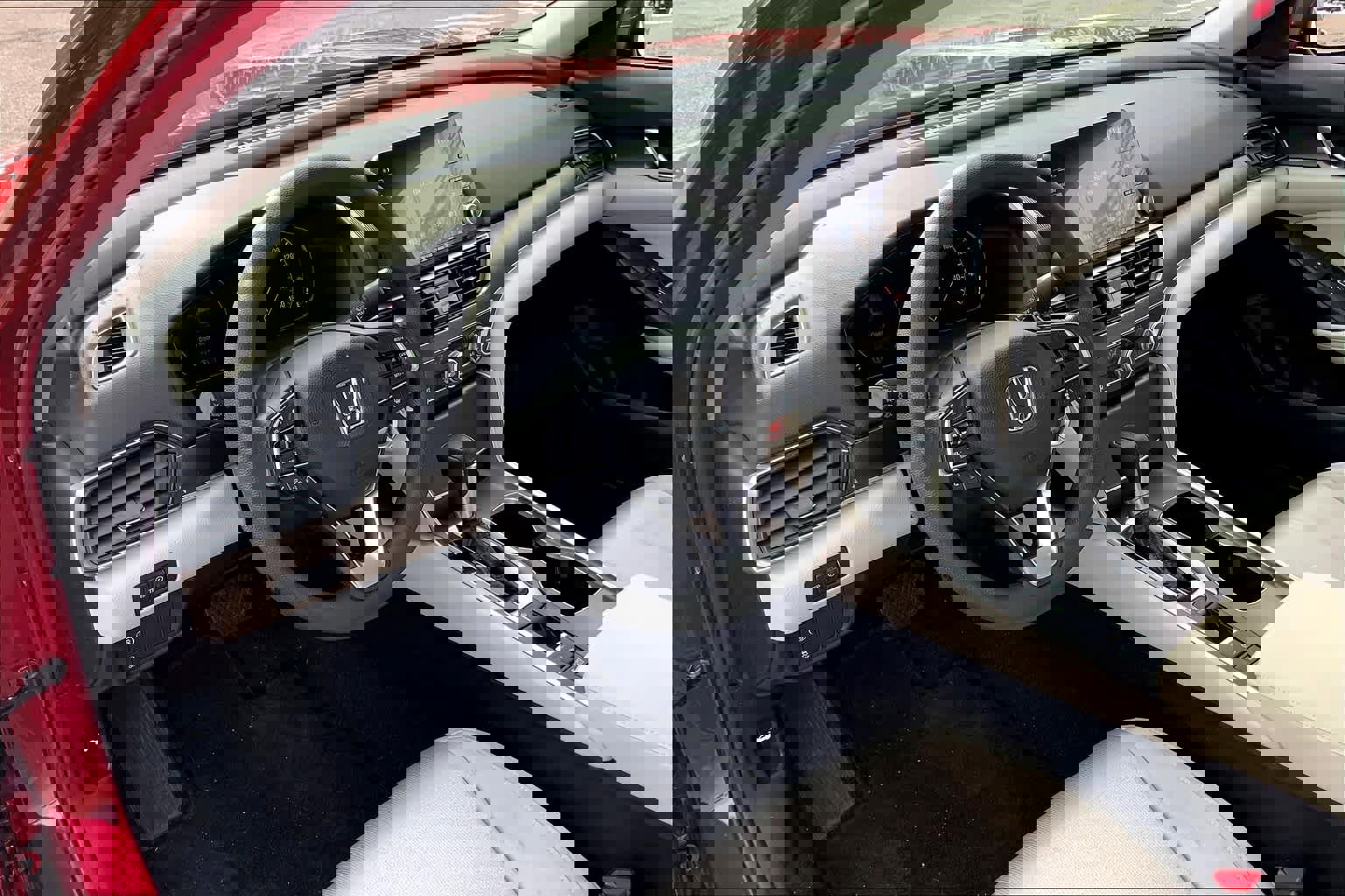 Used 2019 Honda Accord LX image 18