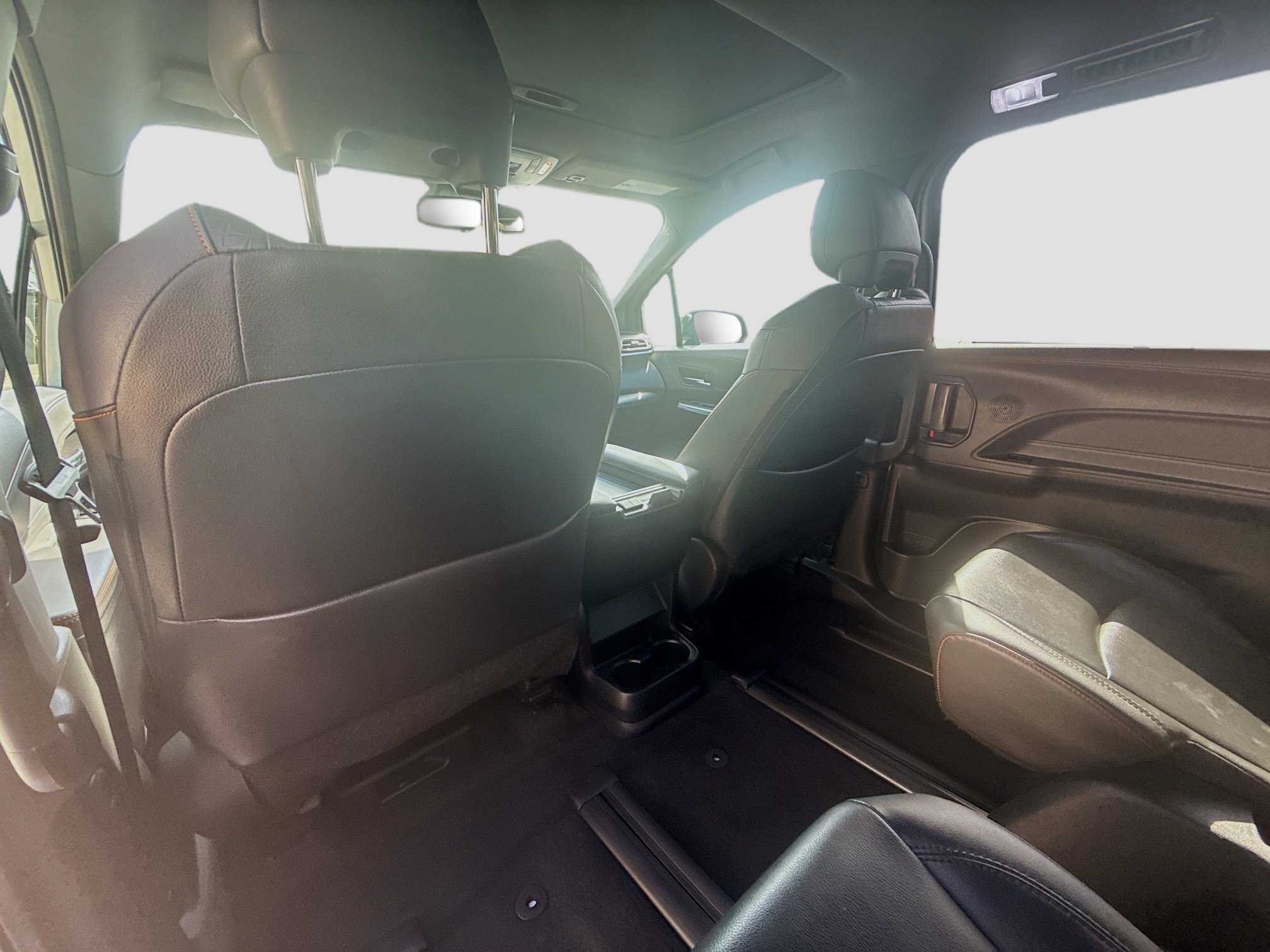 Used 2022 Toyota Sienna XSE FWD image 25