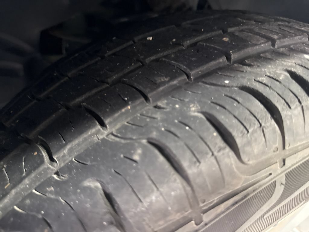 Used 2012 Jeep Liberty Sport AWD/4WD image 43