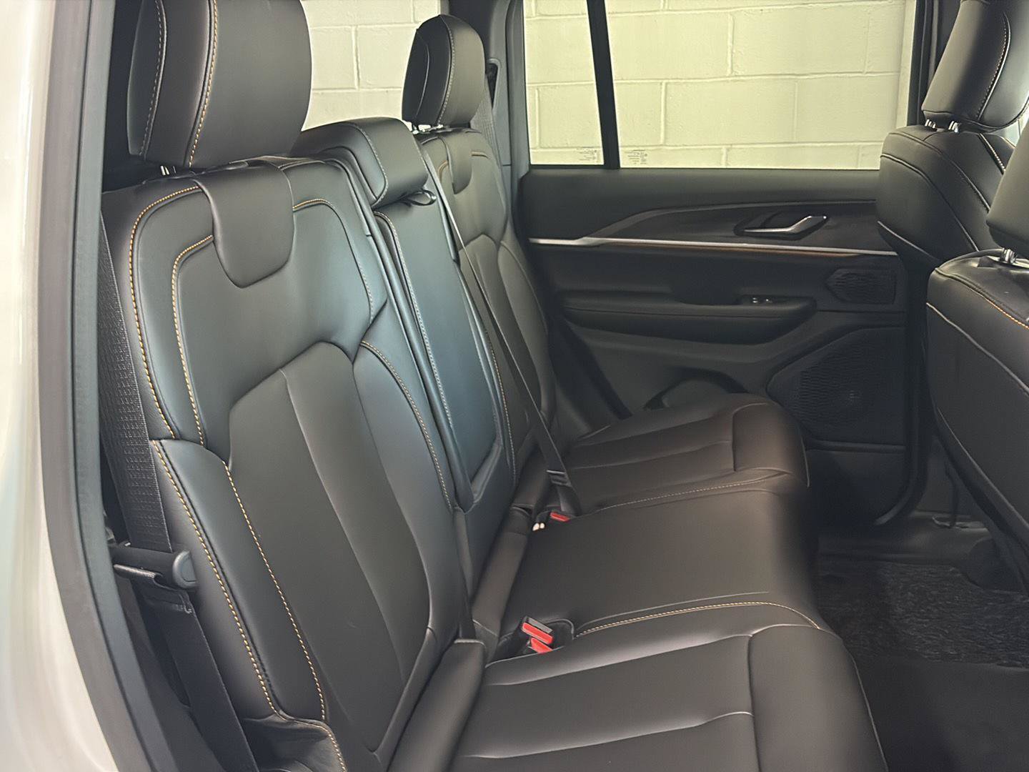 New 2026 Jeep Grand Cherokee Limited AWD/4WD image 27