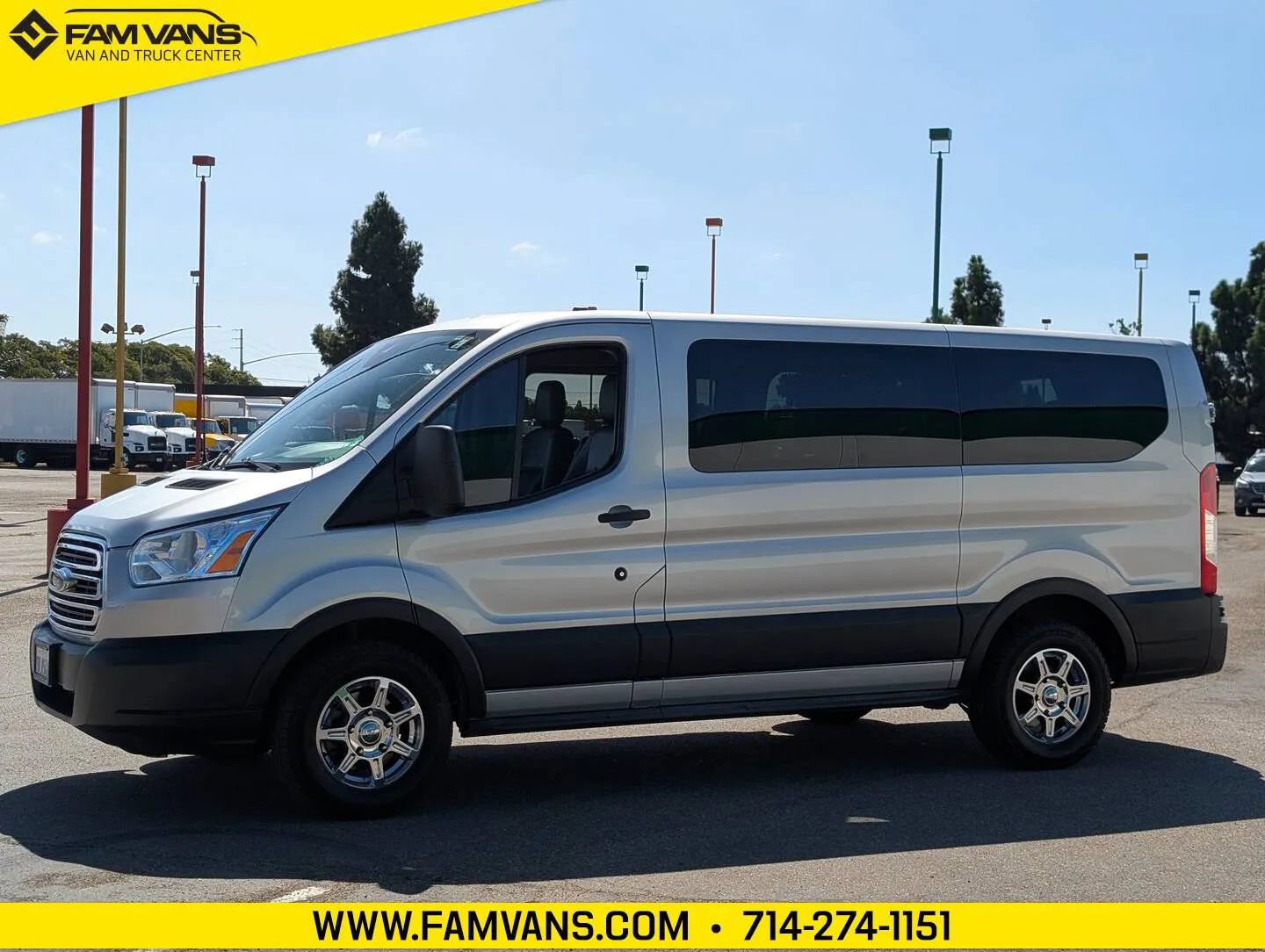 Used 2016 Ford Transit 150 XLT RWD image 4