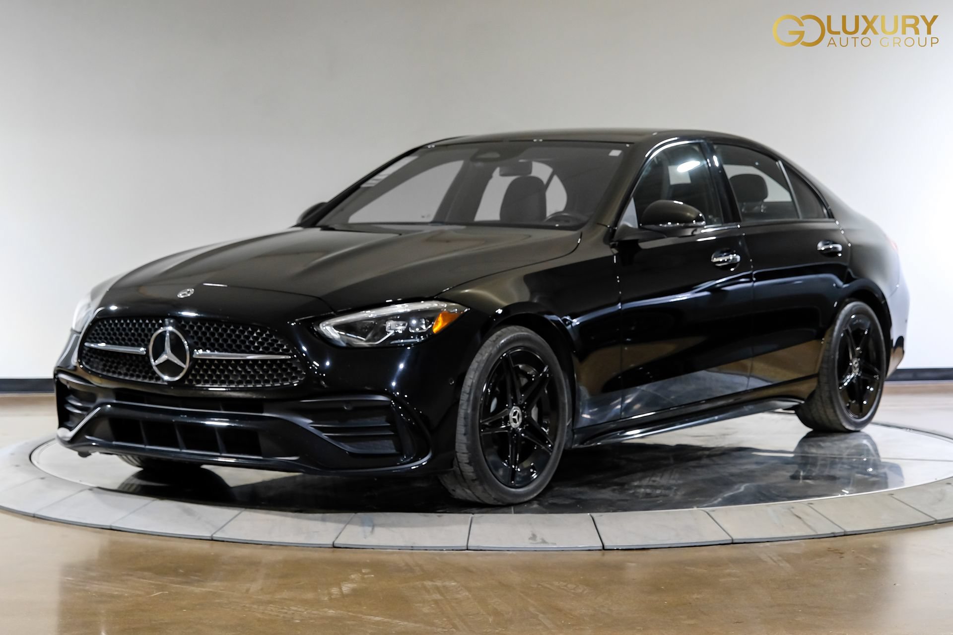 Used 2025 Mercedes-Benz C 300 4MATIC Sedan w/ AMG Line w/ Night Package image 7