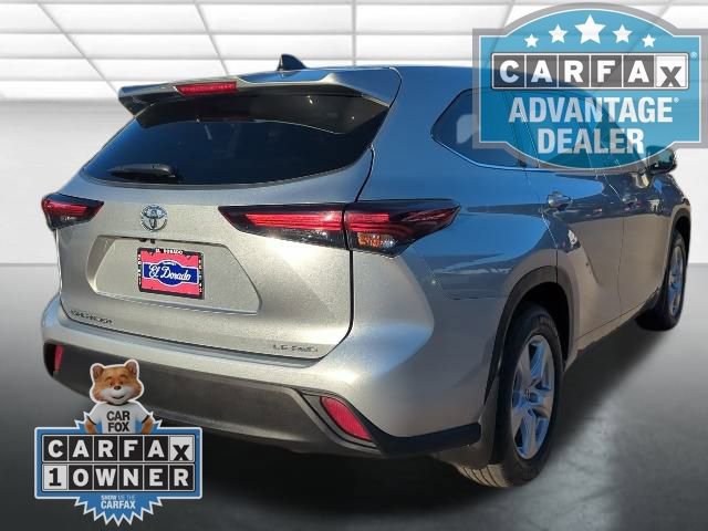 Used 2024 Toyota Highlander LE image 27