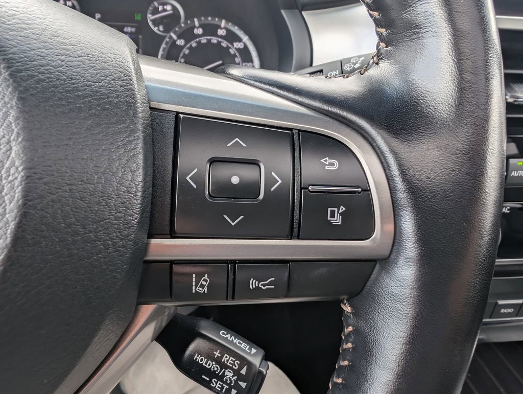 Used 2023 Lexus GX 460 Premium w/ Premium Package image 33