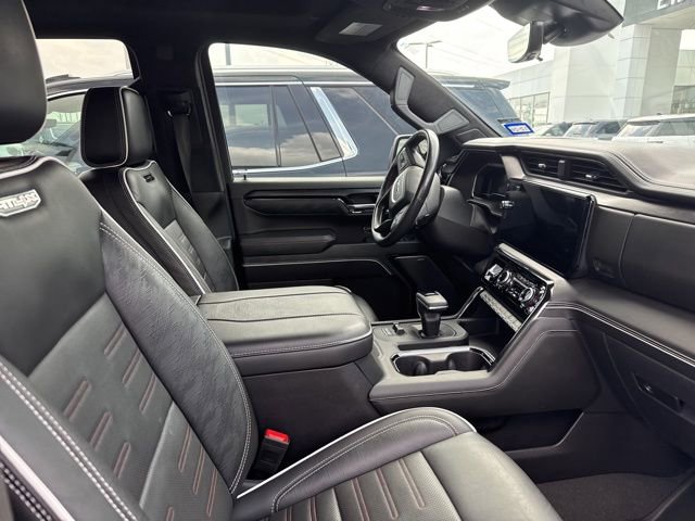 Used 2024 GMC Sierra 1500 AT4X AWD/4WD image 9