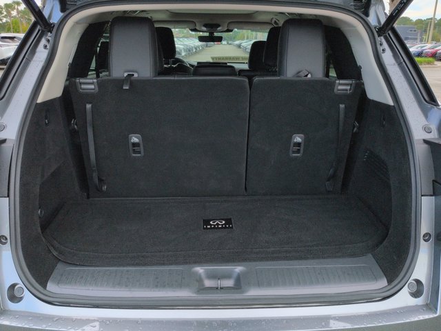 Used 2026 INFINITI QX60 Luxe w/ Cargo Package FWD image 13