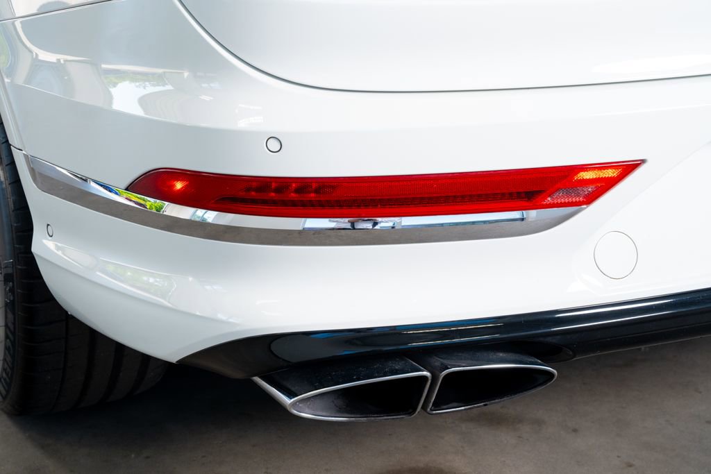 Used 2021 Bentley Bentayga image 25