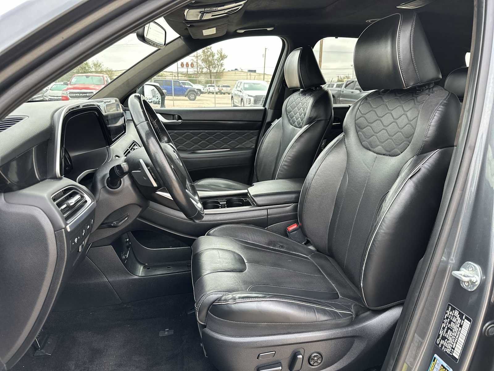 Used 2022 Hyundai Palisade Calligraphy w/ Cargo Package FWD image 19