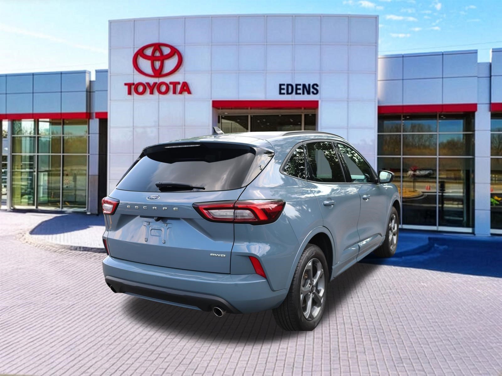 Used 2024 Ford Escape ST-Line AWD/4WD image 3