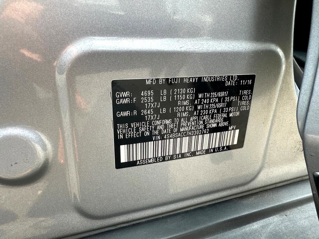 Used 2017 Subaru Outback 2.5i Premium image 16