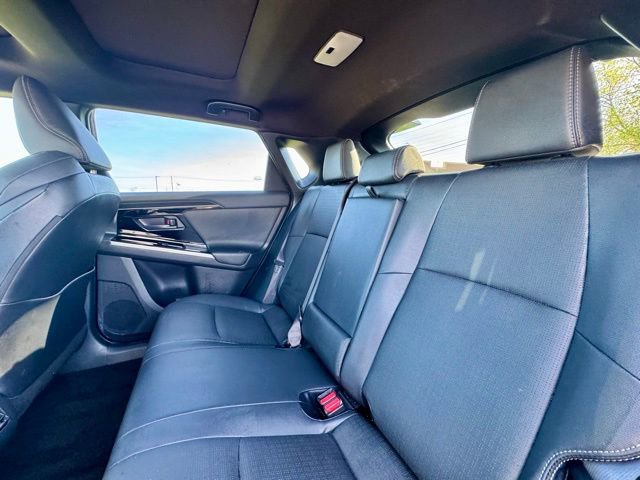 Used 2024 Toyota bZ4X AWD w/ Weather Package image 18