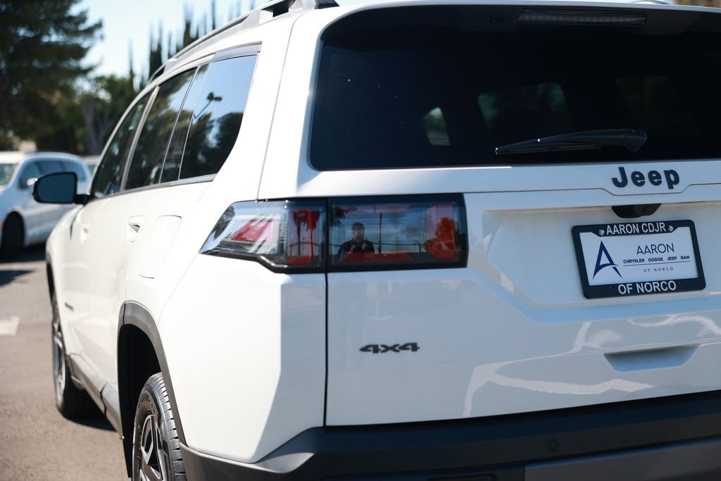 New 2026 Jeep Cherokee Limited image 10