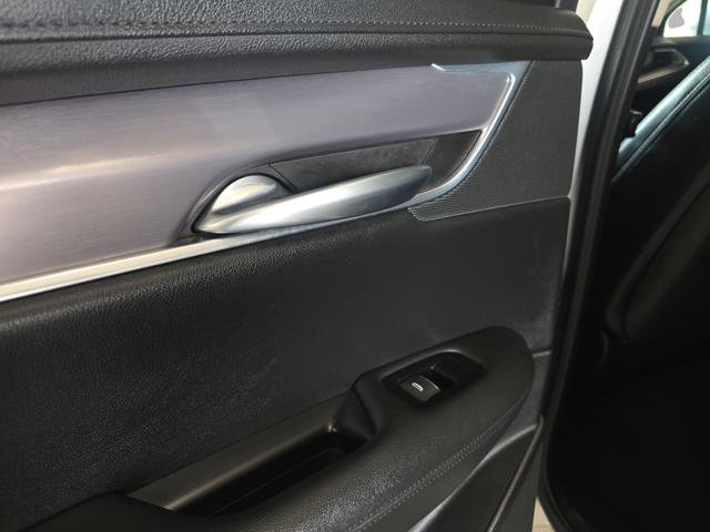Used 2018 Cadillac XT5 Luxury w/ Driver Awareness Package FWD image 25