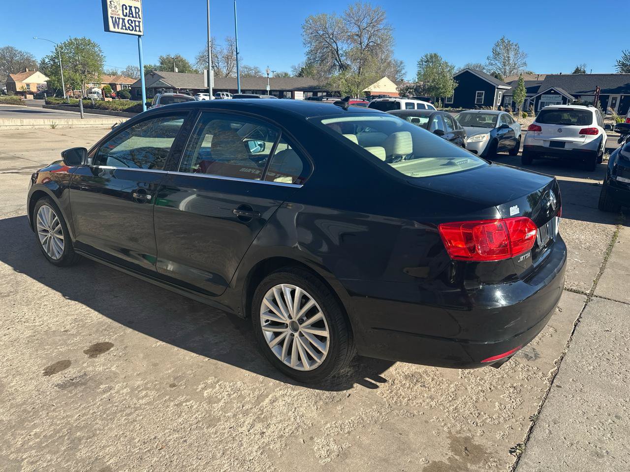 Used 2011 Volkswagen Jetta SEL FWD image 7