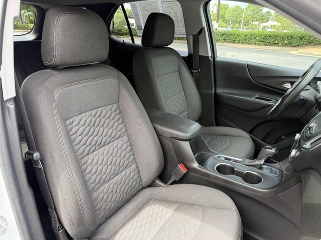 Used 2020 Chevrolet Equinox LT w/ Driver Convenience Package AWD/4WD image 27