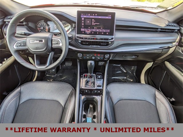 Used 2024 Jeep Compass Trailhawk image 16