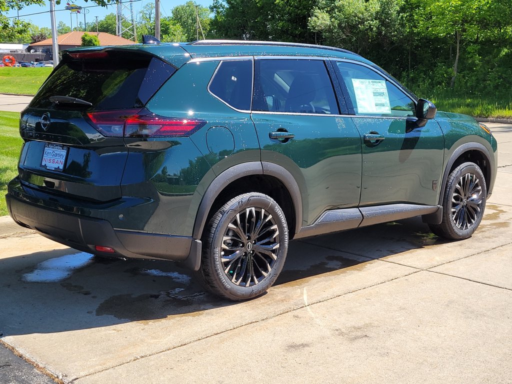 New 2026 Nissan Rogue Dark Armor AWD/4WD image 3