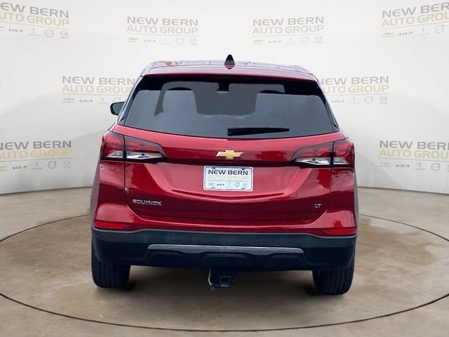 Used 2024 Chevrolet Equinox LT FWD image 4