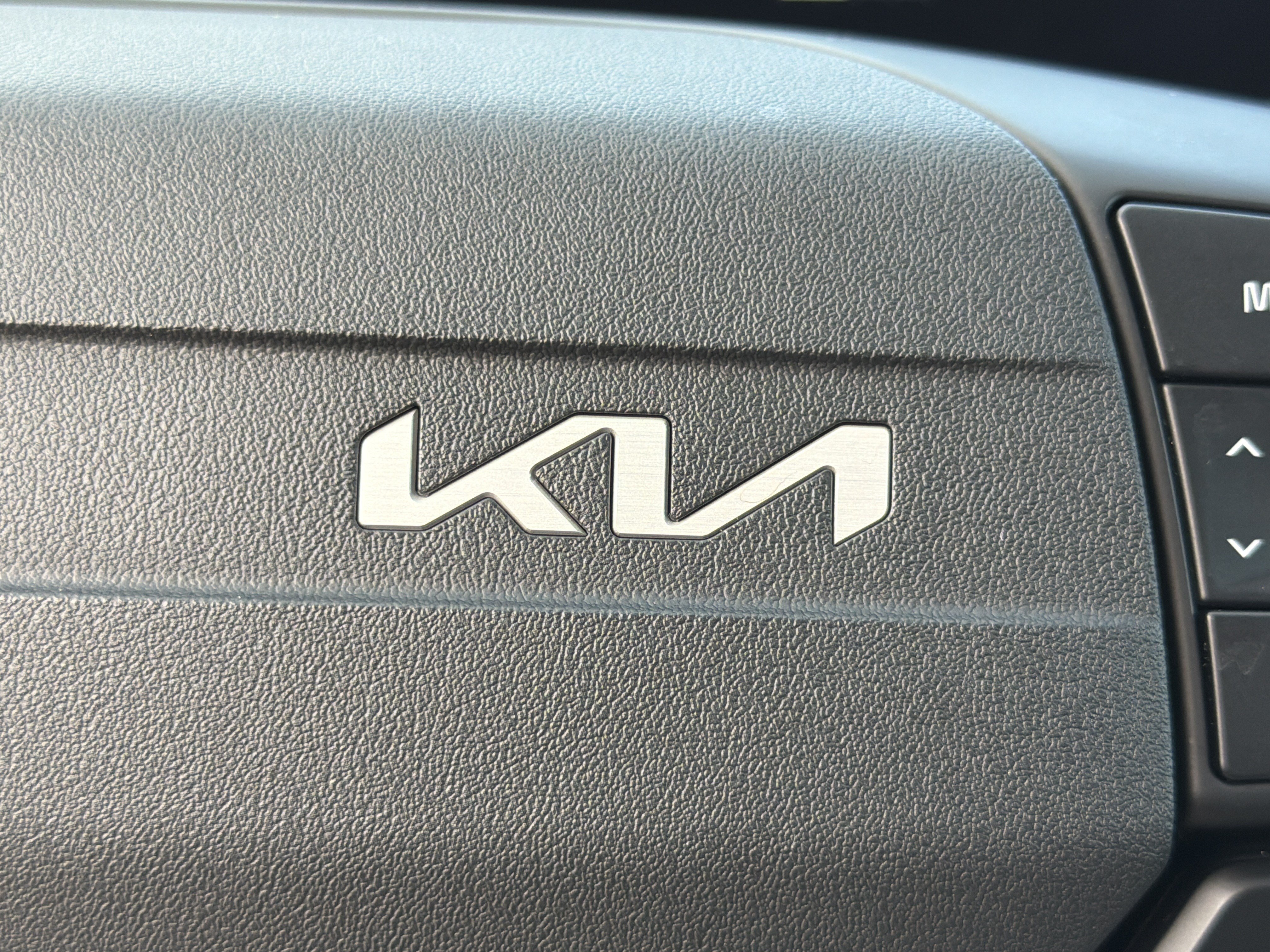 Used 2026 Kia Sportage SX AWD/4WD image 23