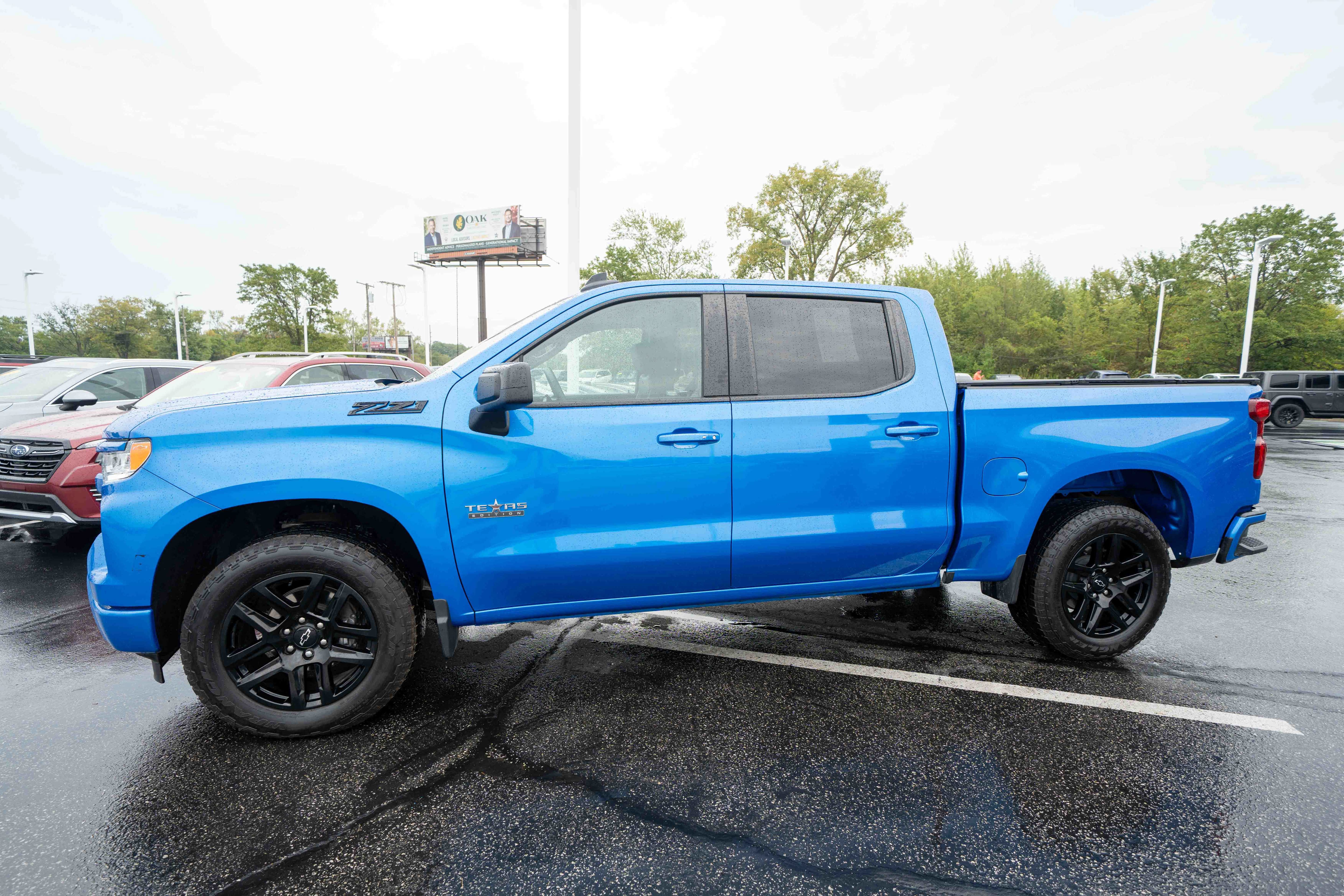 Used 2025 Chevrolet Silverado 1500 RST w/ Texas Edition Plus AWD/4WD image 3