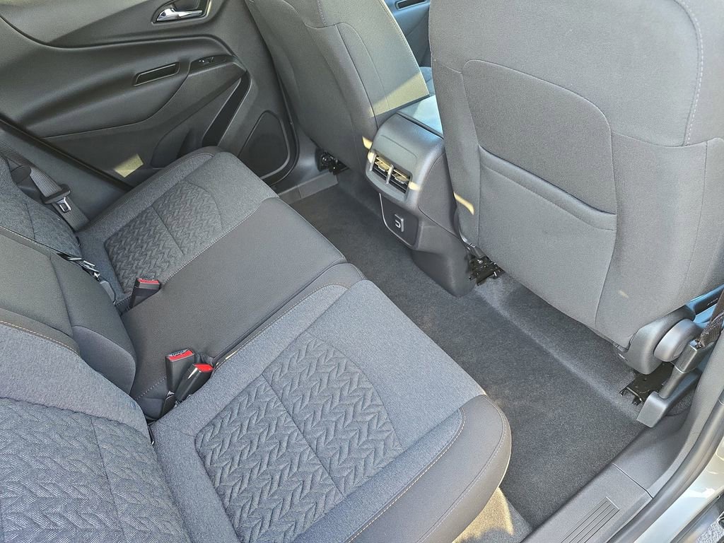 Used 2024 Chevrolet Equinox LT image 12