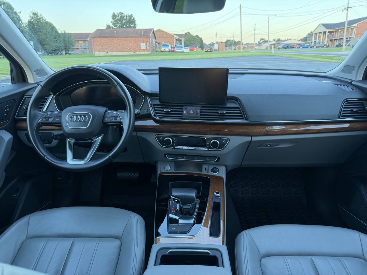 Used 2022 Audi Q5 2.0T Premium Plus AWD/4WD image 30