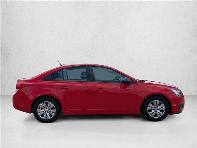 Used 2014 Chevrolet Cruze LS image 4
