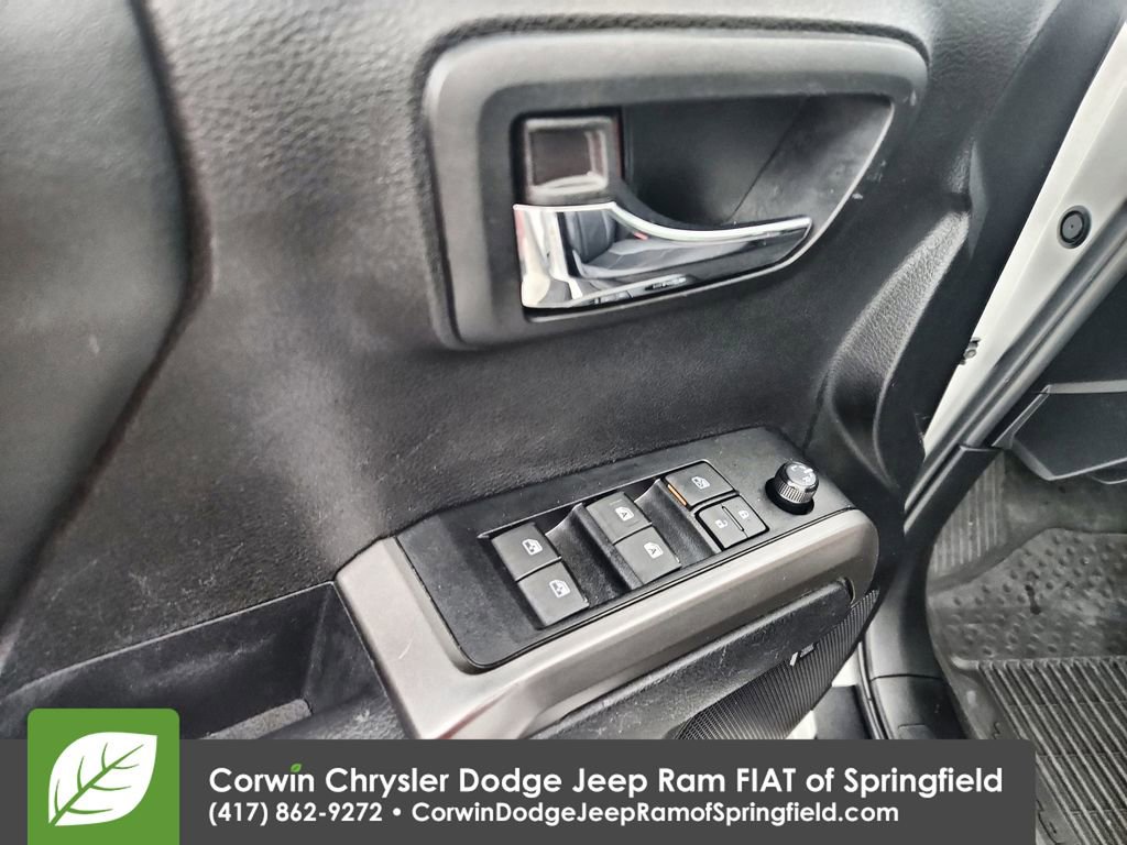 Used 2023 Toyota Tacoma Limited image 21