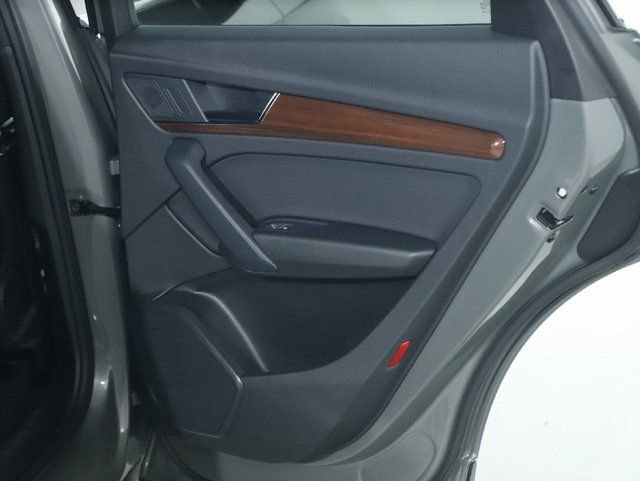 Used 2023 Audi Q5 2.0T Premium image 31