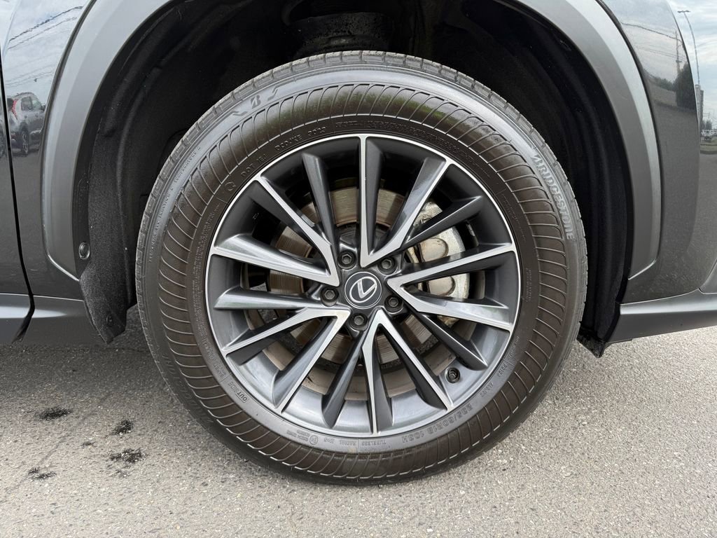 Used 2024 Lexus NX 350 AWD w/ Vision Package image 9