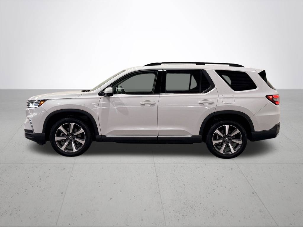 Used 2025 Honda Pilot Elite image 15