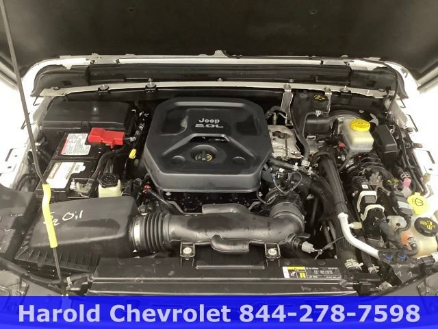 Used 2018 Jeep Wrangler Unlimited Sahara w/ Cold Weather Group image 18