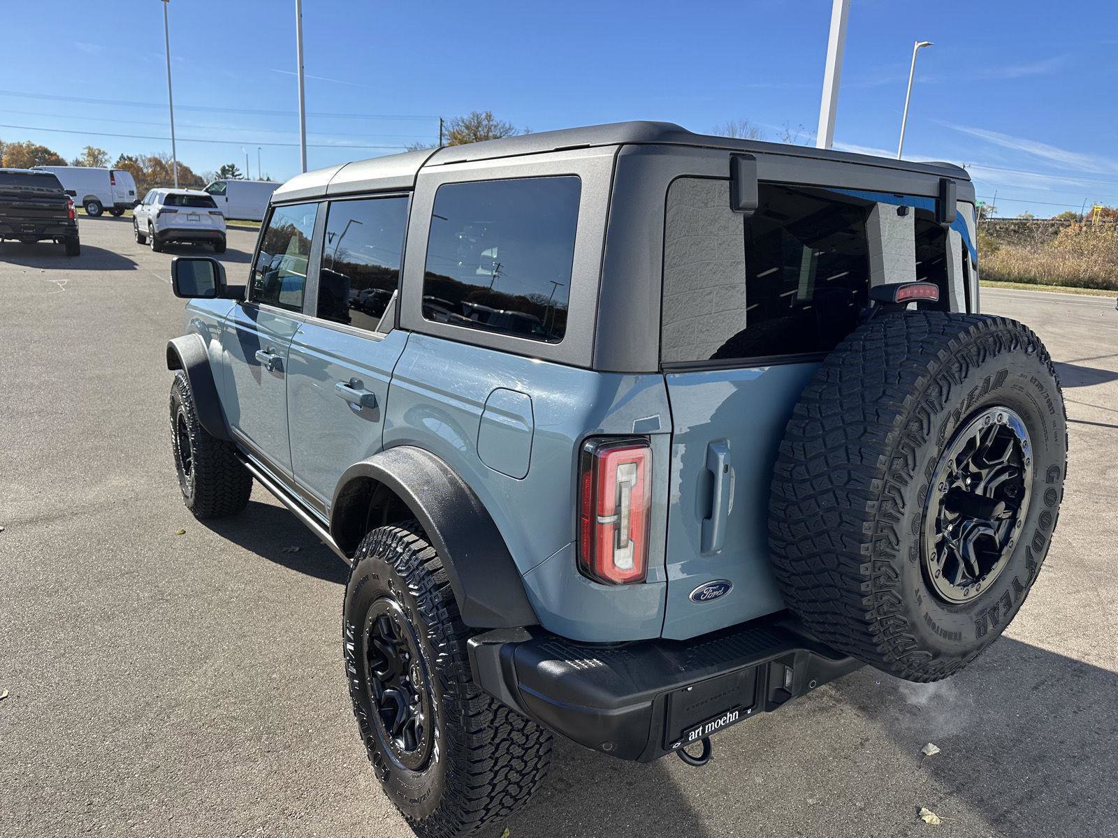 Used 2021 Ford Bronco First Edition image 3