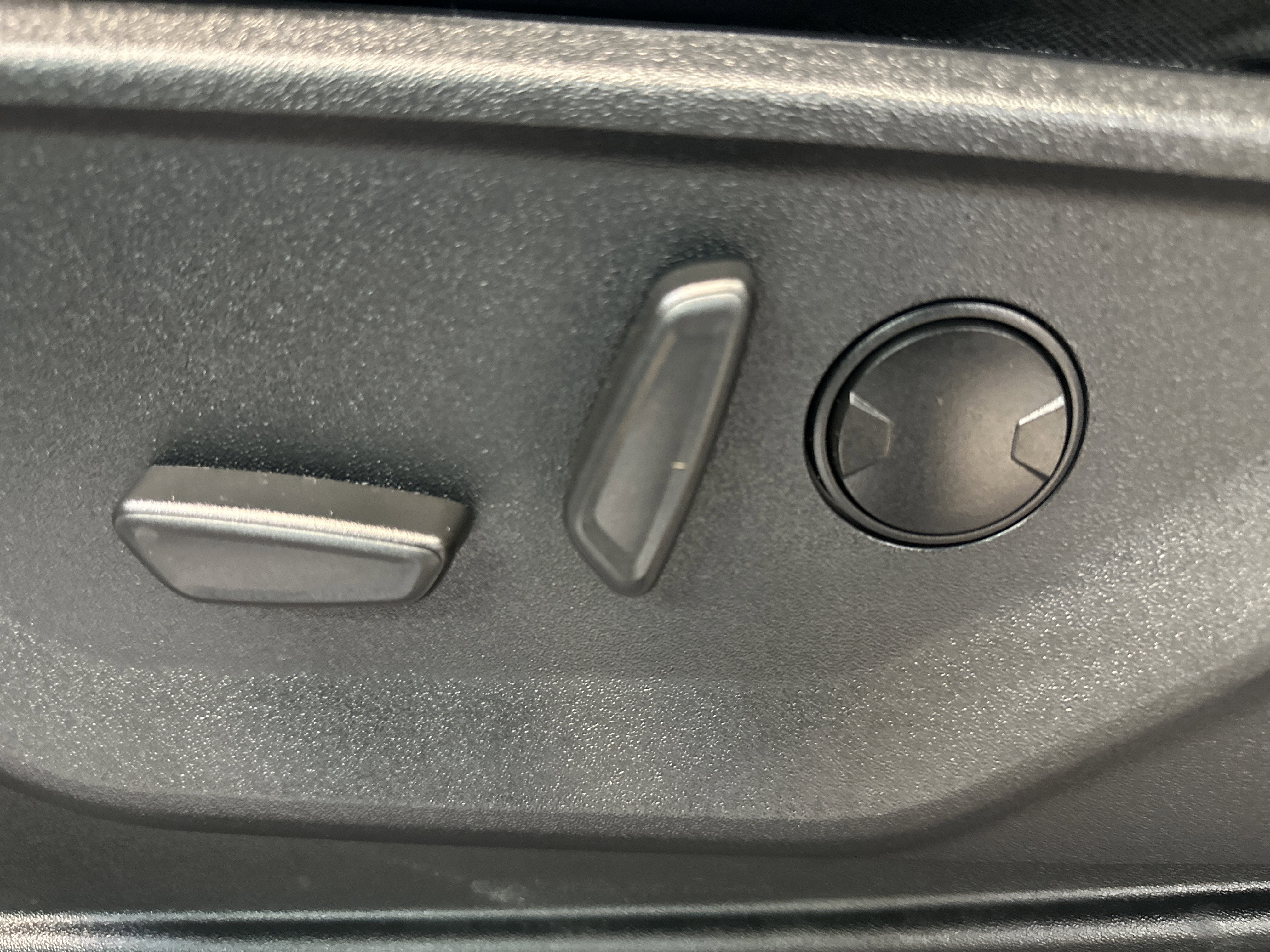 Used 2023 Ford F150 XLT w/ Equipment Group 302A High image 26