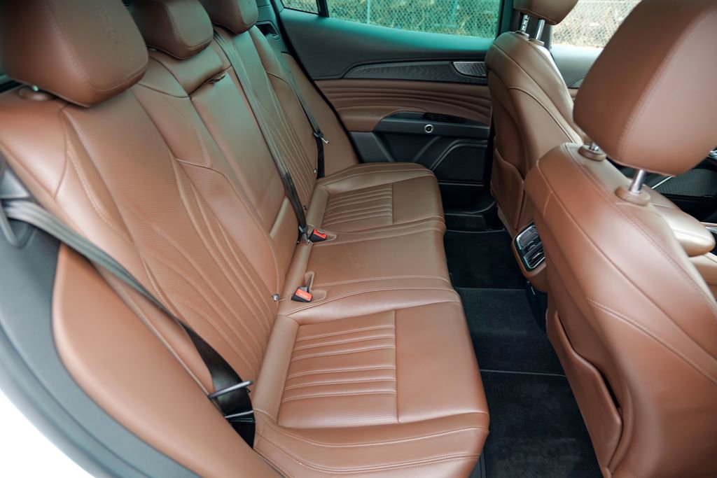 Certified 2023 Maserati Grecale GT image 31