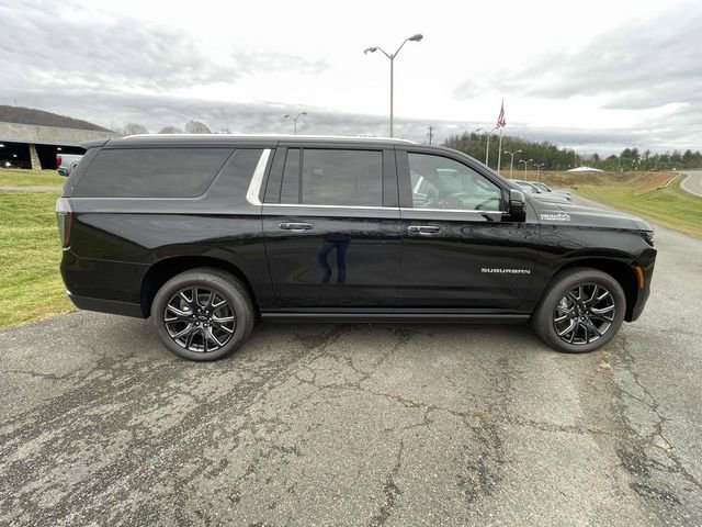 New 2026 Chevrolet Suburban High Country image 8