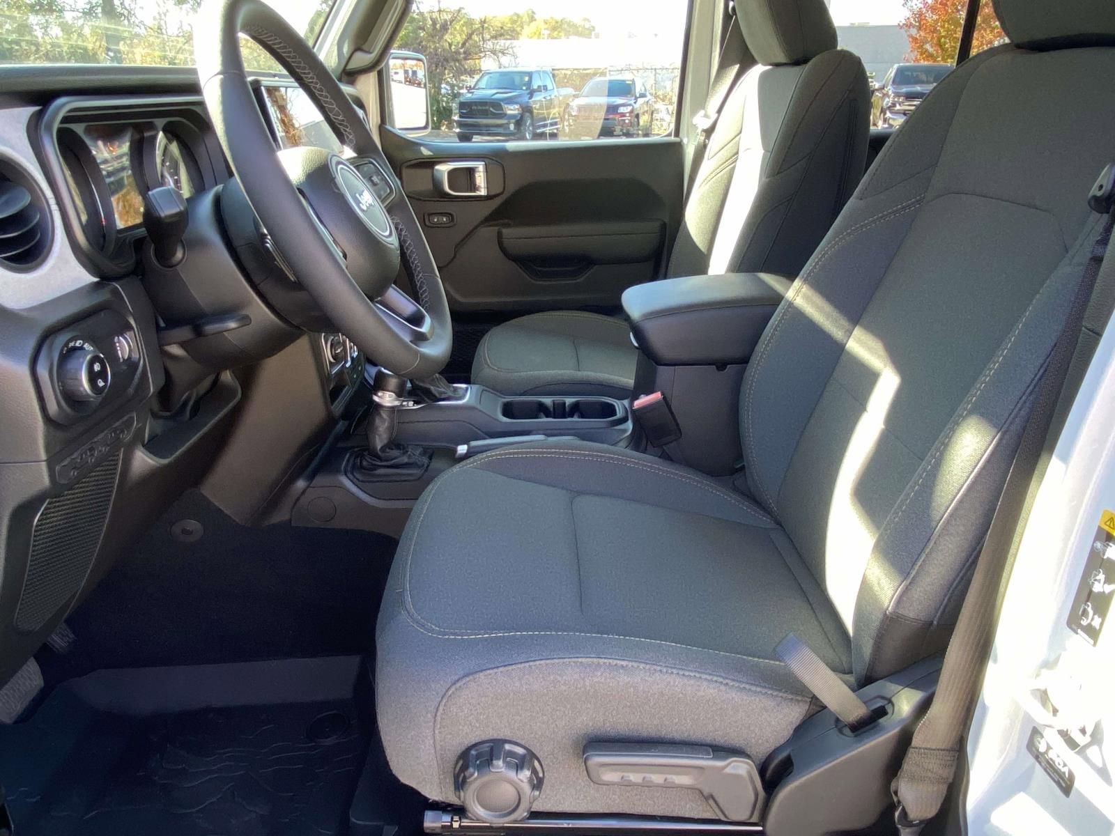 New 2026 Jeep Gladiator Sport image 15