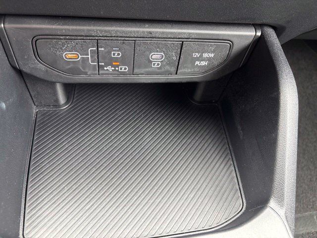 Certified 2025 Kia K4 FWD image 17