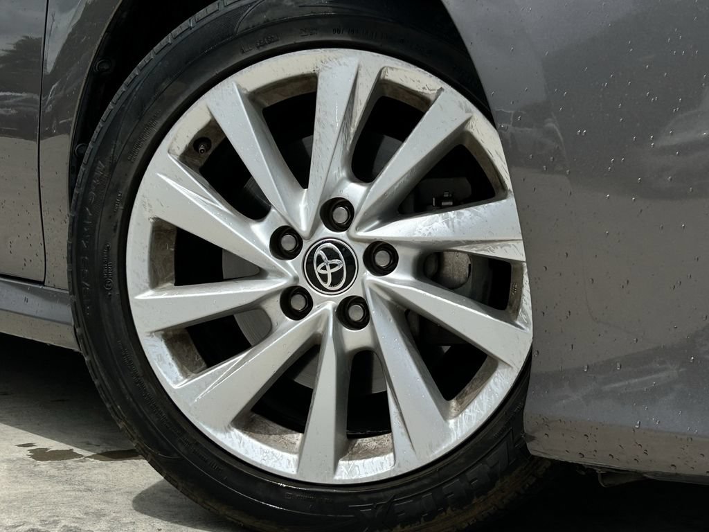 Used 2023 Toyota Camry LE w/ Convenience Package FWD image 8