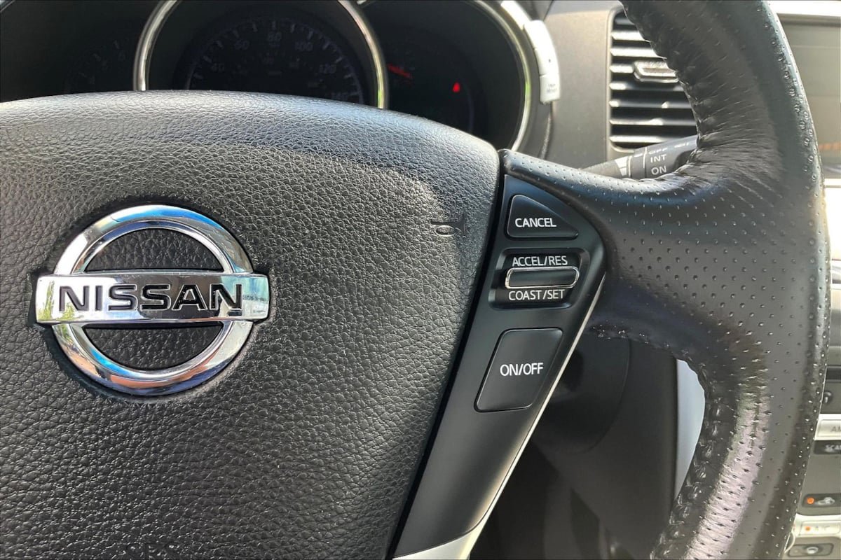 Used 2012 Nissan Murano SV AWD/4WD image 12