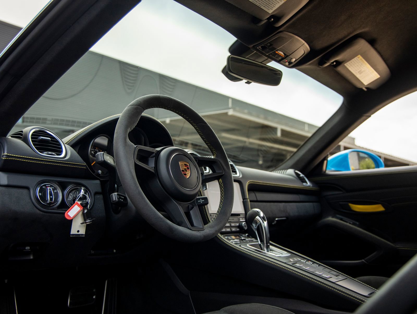 Certified 2021 Porsche 718 Cayman GT4 RWD image 4