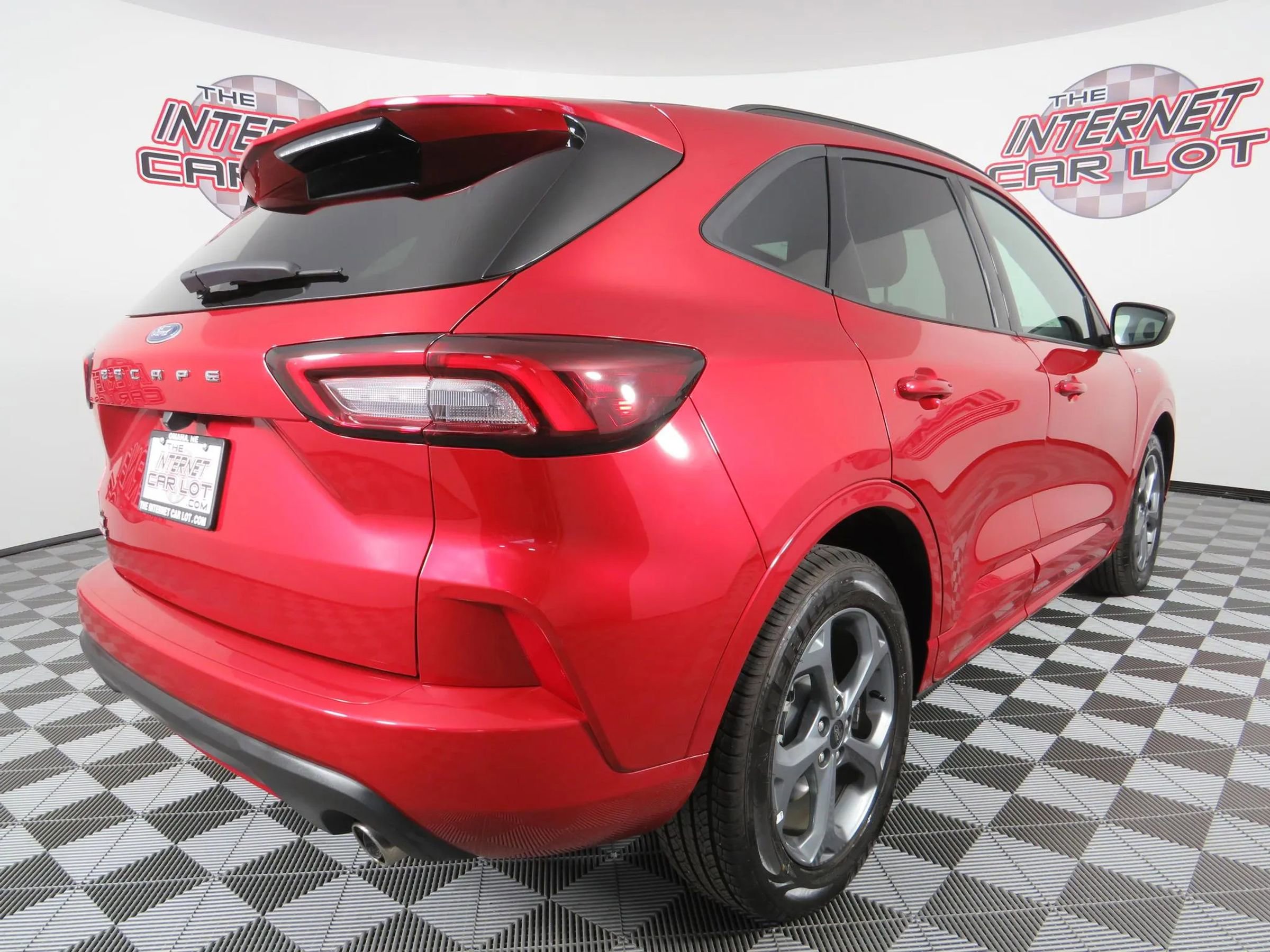 Used 2024 Ford Escape ST-Line image 7