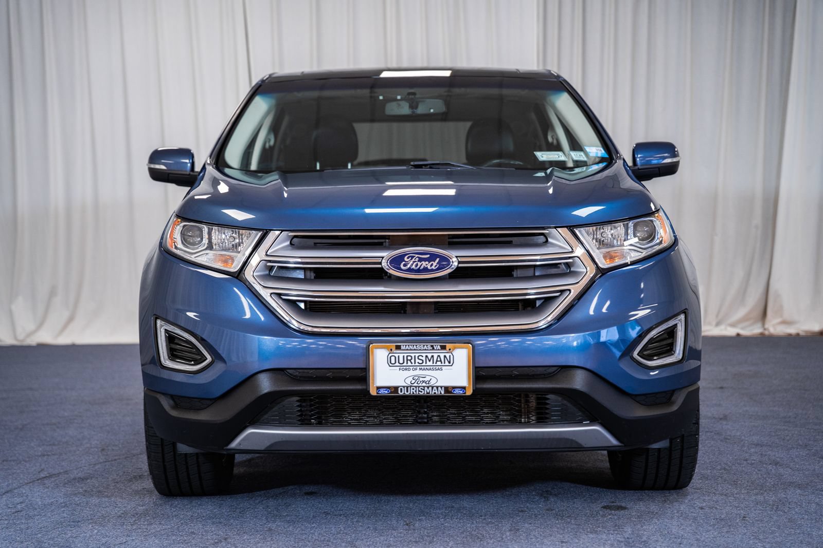 Used 2018 Ford Edge Titanium w/ Equipment Group 301A AWD/4WD image 2