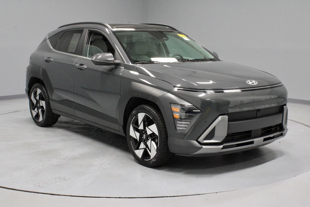 Used 2024 Hyundai Kona Limited FWD image 1