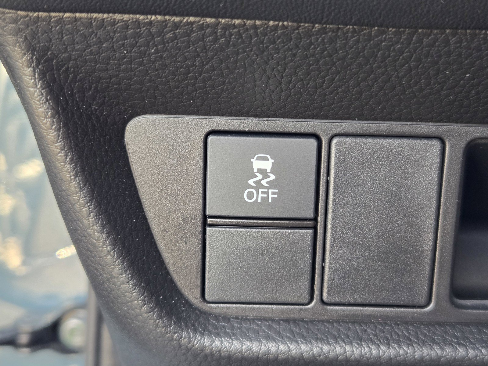 Used 2024 Honda HR-V EX-L image 25