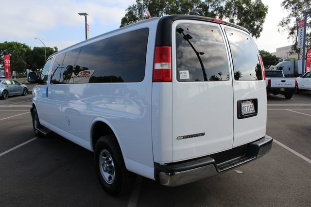 Used 2020 Chevrolet Express 3500 LT w/ LT Preferred Equipment Group RWD image 16