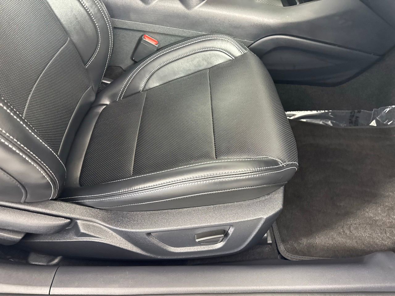 Used 2024 Ford Mustang GT Premium image 25