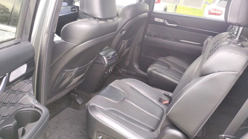 Used 2020 Hyundai Palisade Limited FWD image 5